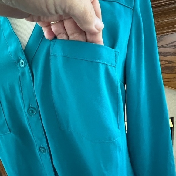 Express‎ Button Up Blouse NWOT Sz. XS - Picture 6 of 13